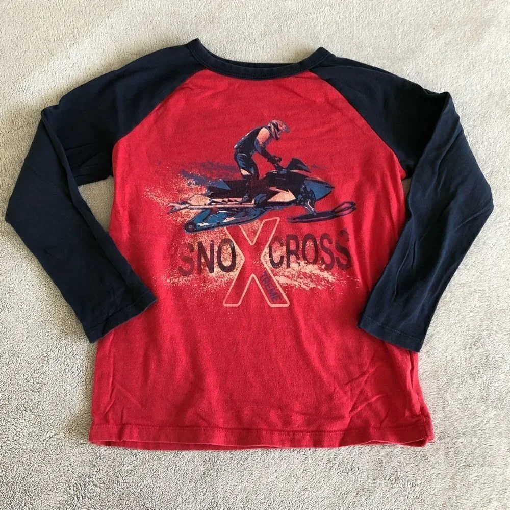 Gap Kids Raglan sleeve SnoX Cross graphic Long Sleeve T-Shirt